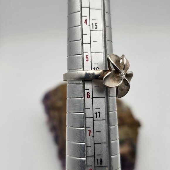 Sterling Silver Plumeria Flower Crystal Ring Size 5.5 Frosted Petal Hawaiian - Picture 12 of 13